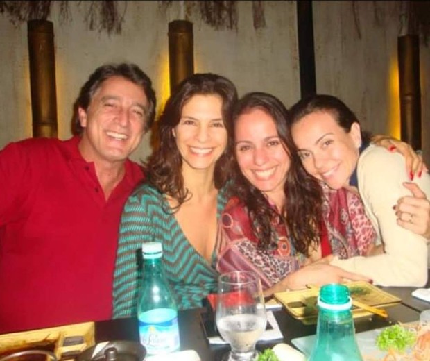 Eduardo Galvão, Helena Ranaldi, Claudia Mauro e Flávia Monteiro (Foto: Reprodução/Instagram)