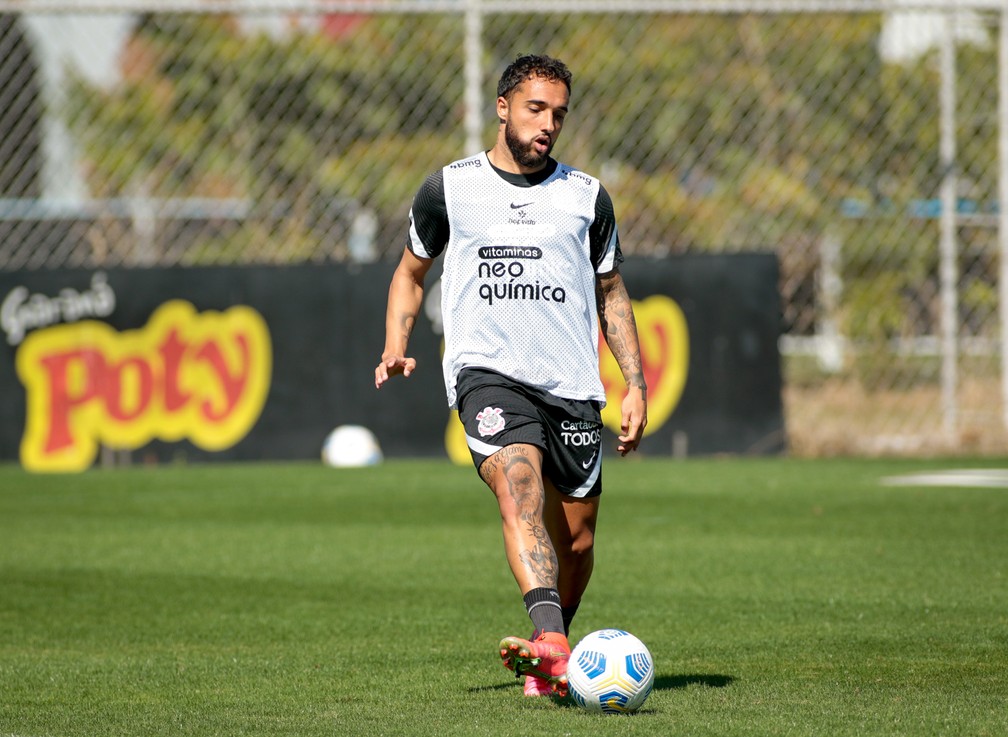 Hugo Borges deixa o Corinthians após três anos e vai jogar em time da segunda divisão da Grécia