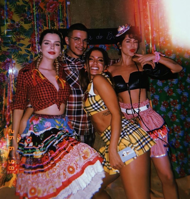 Giovanna Lancellotti, Anitta e Fernanda Paes Leme (Foto: Reprodução/Instagram)
