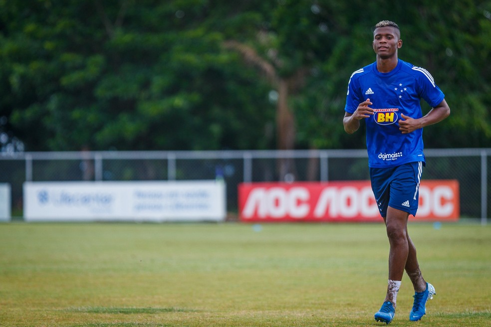Grêmio nega nova negociação com Cruzeiro por Orejuela: Não existe nada