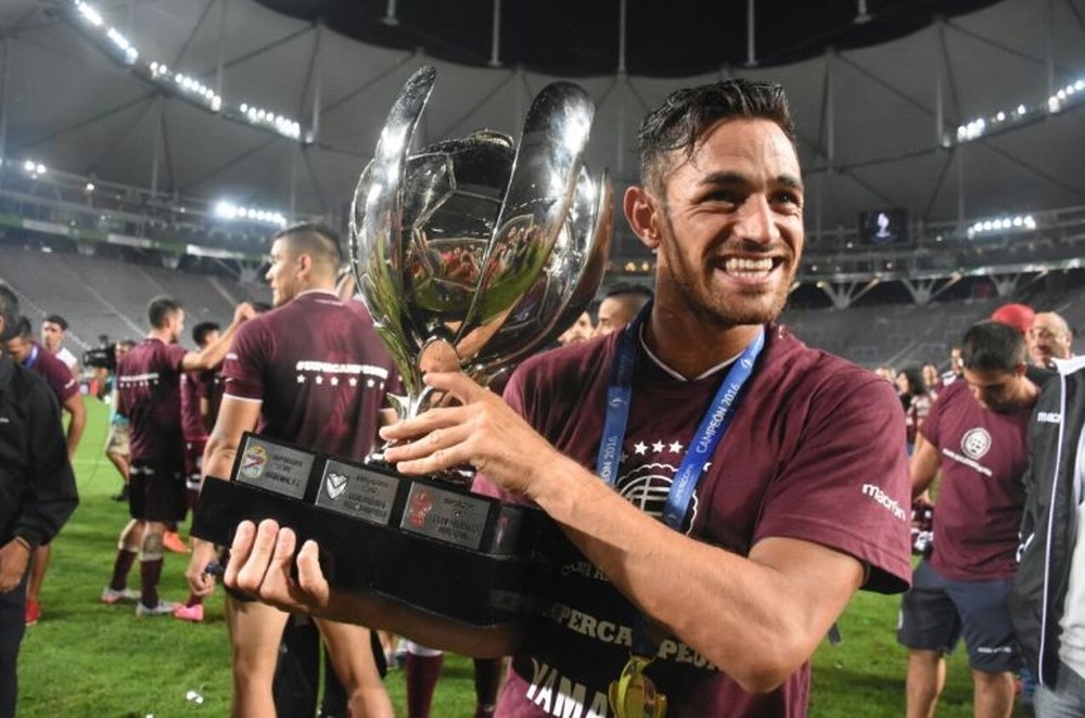 Rival do Grêmio é oferecido, Cruzeiro avalia e vê concorrência para trazer Rafinha