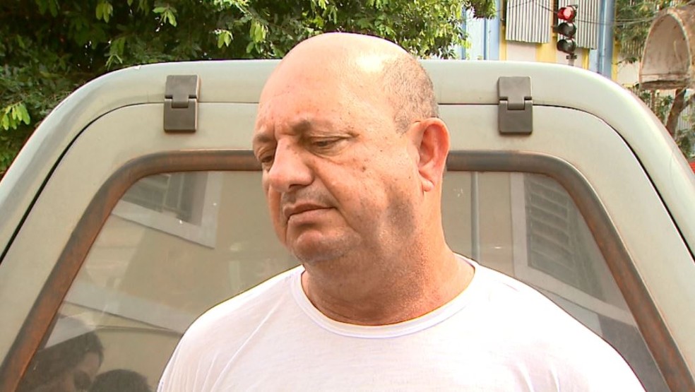 O encarregado de manutenÃ§Ã£o Luiz AntÃ´nio GonÃ§alves, de RibeirÃ£o Preto (SP) â Foto: ReproduÃ§Ã£o/EPTV