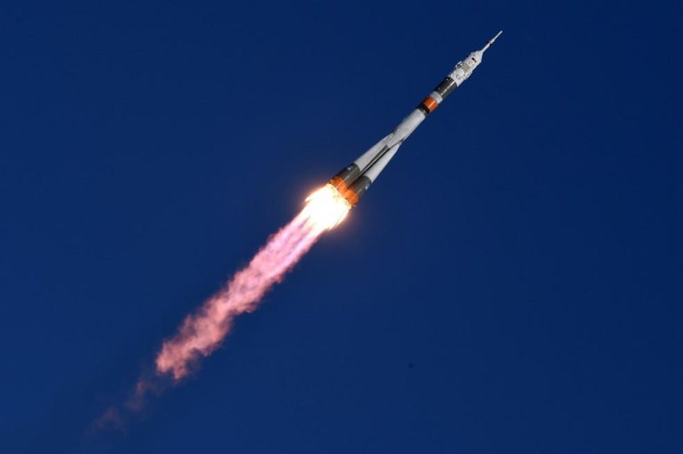 Nave espacial Soyuz MS-07 leva três astronautas para Estação Espacial Internacional  (Foto: Kirill KUDRYAVTSEV /AFP)