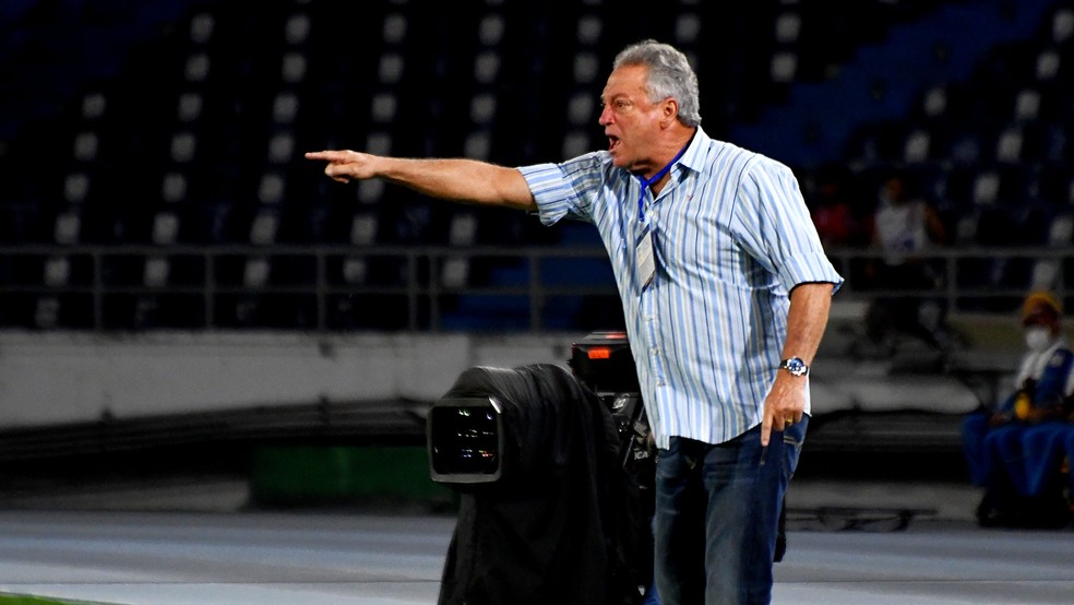 Abel Braga na derrota do Fluminense para o Junior Barranquilla � Foto: Mailson Santana/Fluminense
