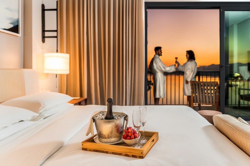 Suíte do Grand Hyatt, na Barra, oferecerá decoração especial no quarto e massagem para o casal no Atiaia Spa — Foto: Divulgação/ Tadeu Brunelli