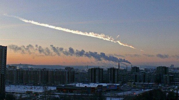  Em fevereiro de 2013, meteorito assustou cidade russa; detritos feriram mais de mil pessoas  (Foto: BBC)