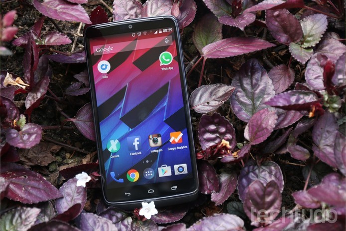 Moto Maxx é um smartphone da Motorola com configurações mais potentes e super bateria (Foto: Foto: Lucas Mendes/TechTudo)