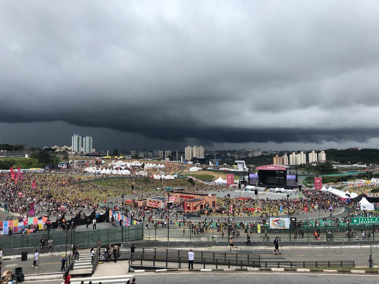 Lollapalooza está suspenso por mau tempo (Foto: FOTO: Felipe Blumen)