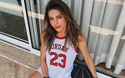 Daniella Cicarelli posa com look esportivo e ganha elogios: “Maravilhosa”