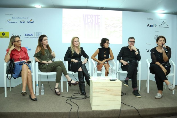 Francesca Romana Diana, Alessandra Schiper, Laja Ziberman, Livia Canuto, Roberto Stern e Renata Izaal (Foto: Roberto Filho)