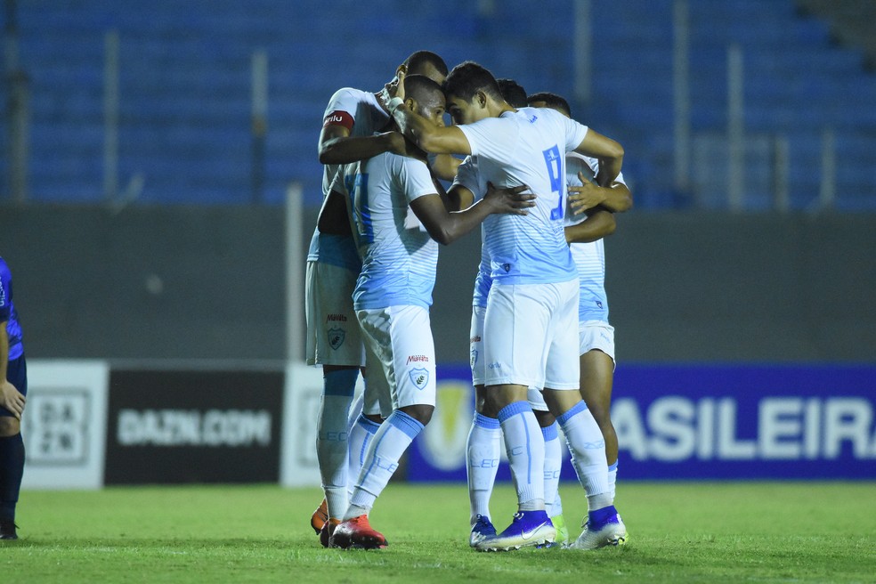 Time usado na vitória sobre o São José-RS pode ser mantido — Foto: Gustavo Oliveira/Londrina EC