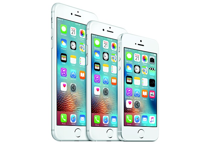 iPhone está disponível em cinco variantes com tamanhos de telas diferentes (Foto: Divulgação/Apple)