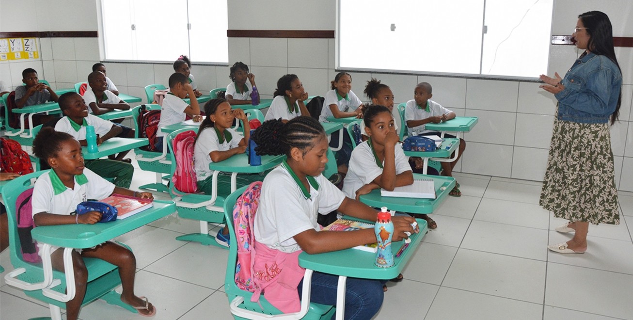 Divulgado o resultado parcial da seleção de professores temporários da rede municipal de Feira de Santana 