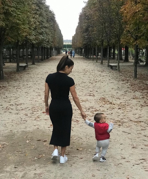 Eva Longoria e filho (Foto: Reprodução / Instagram)