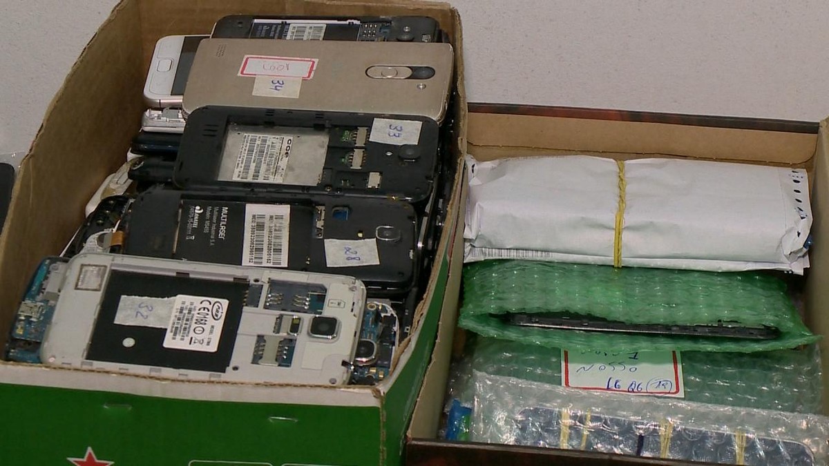 Polícia recupera e irá devolver mais de 200 celulares para pessoas que foram roubadas em Santa Maria