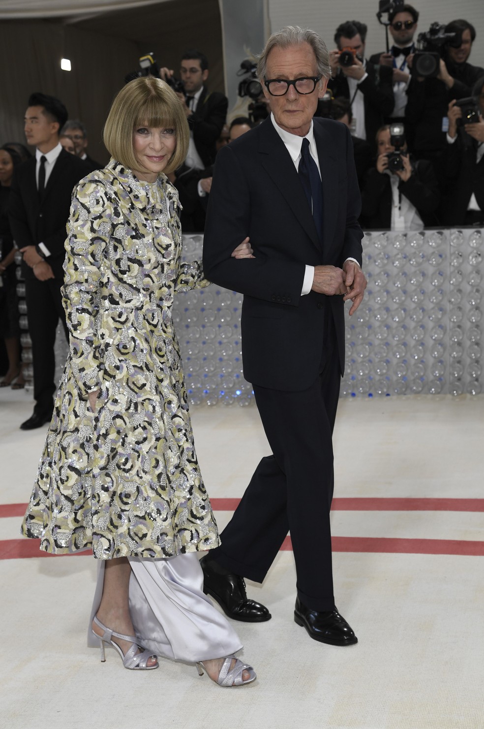 Anna Wintour e Bill Nighy no Met Gala 2023 — Foto: Evan Agostini/Invision/AP