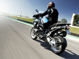 G1 - BMW lança nova geração da R 1200 GS no Brasil partindo de R