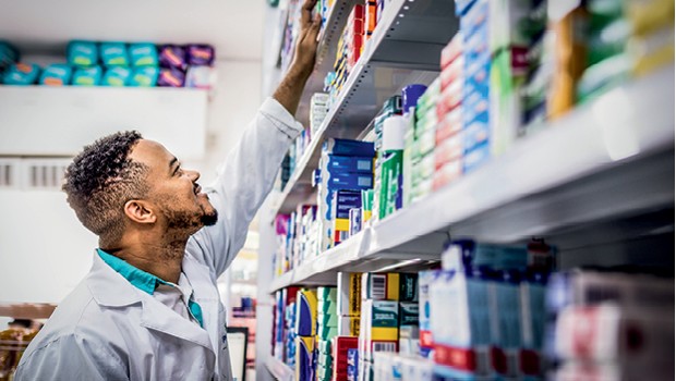 Redes de farmácias da Febrafar começam a extrair resultados da inteligência artificial (Foto: Getty Images)