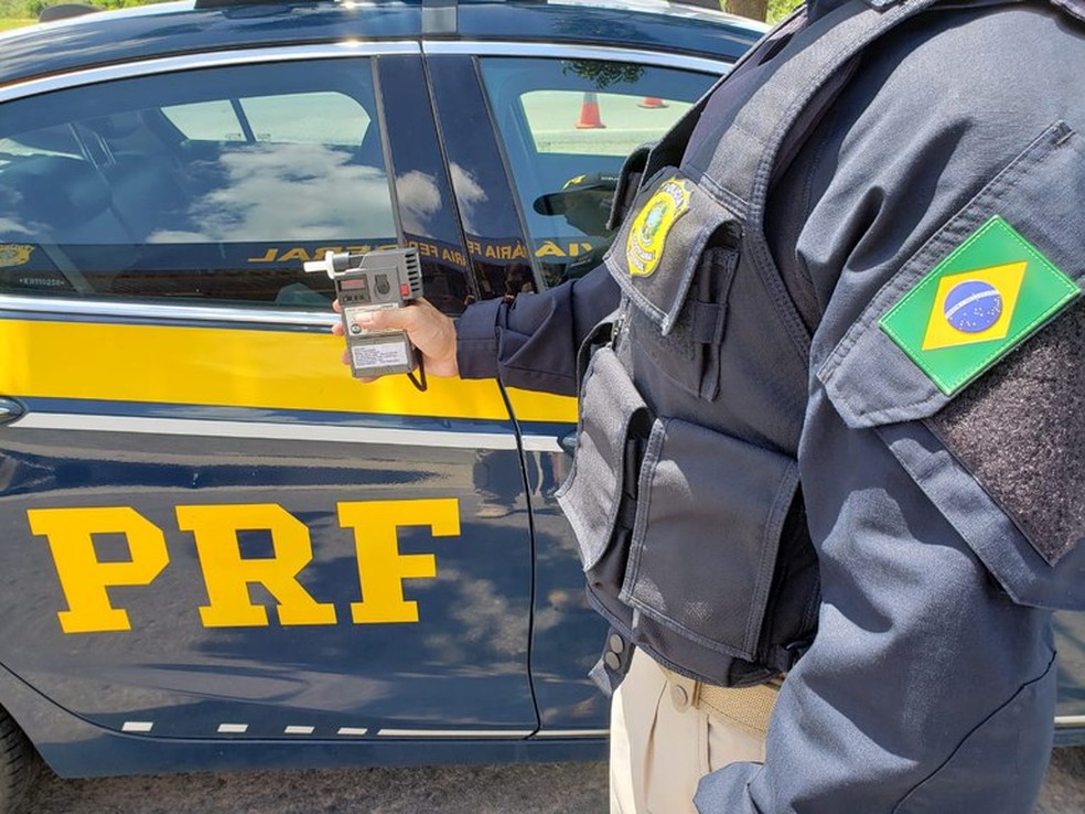 PRF prendeu quatro pessoas por embriaguez ao volante. &mdash; Foto: PRF/Divulga&ccedil;&atilde;o
