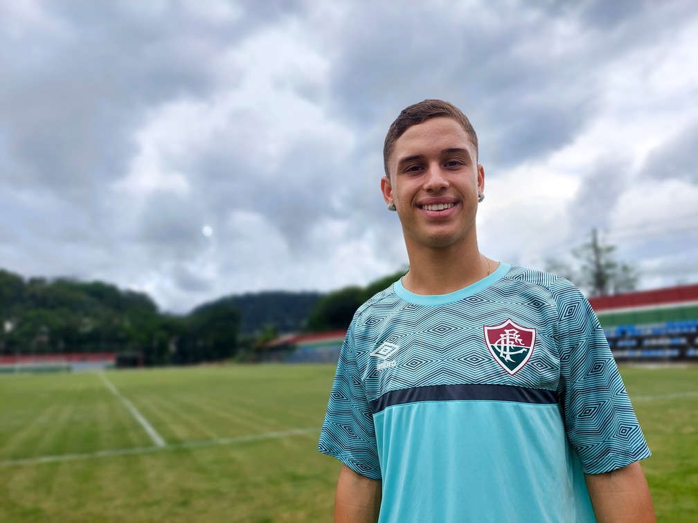 Arthur Wenderroscky, meia da base do Fluminense — Foto: Felipe Siqueira