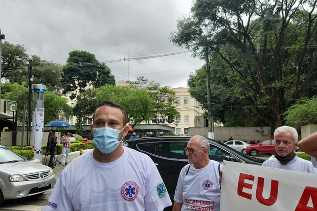 Rafael da Silva Teixeira, condutor de ambulância que atendeu Rodrigo Mussi no local do acidente (Foto: Quem)
