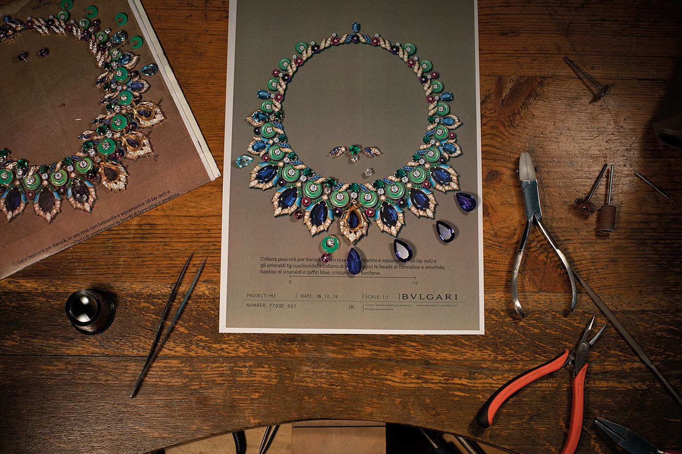 Processo de produção do colar Peacock, da coleção Barocko da Bulgari (Foto: Divulgação)