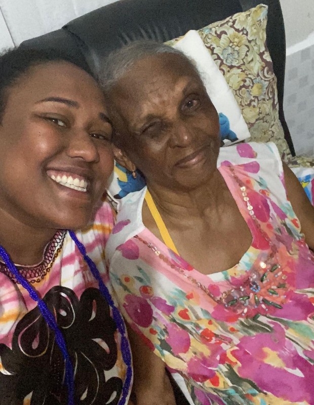 Luana Xavier e a avó, Dona Chica Xavier, que morreu em agosto do ano passado (Foto: Reprodução/Instagram)