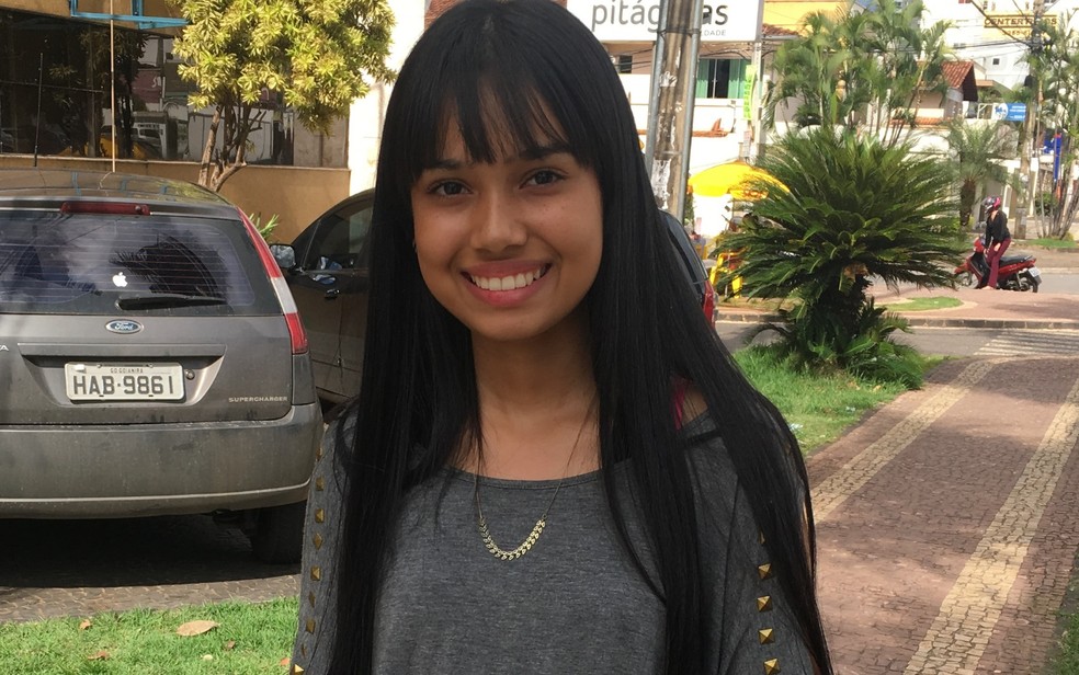 Taíse Silva disse que achou a prova fácil e acreditar ter se saído bem — Foto: Paula Resende/G1