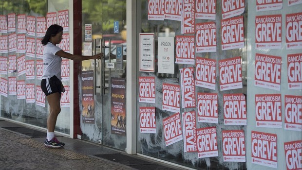 Bancos entram em greve a cinco dias das eleições (Foto: Agência Brasil)