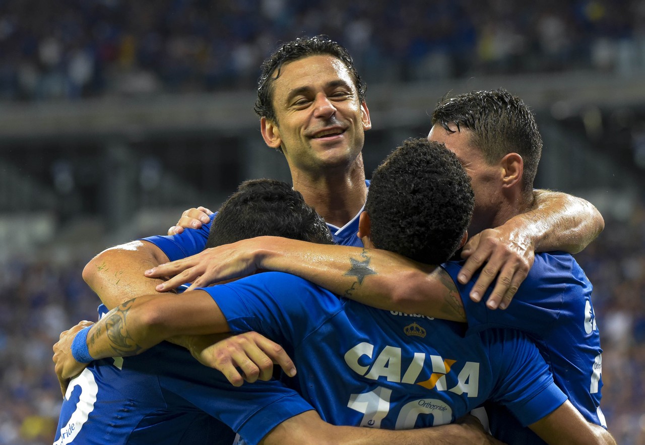 Artilheiro dos pontos corridos, Fred busca 1º gol no Brasileiro e marca no Mineirão pelo Cruzeiro