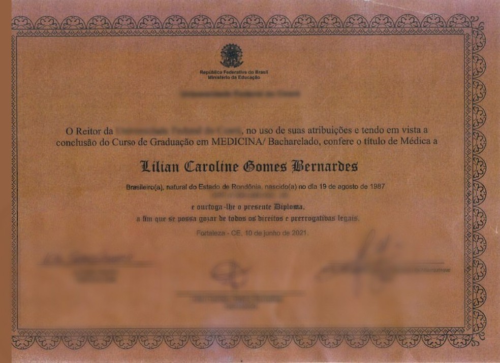 Diploma de Lilian Caroline Gomes Bernardes — Foto: Reprodução