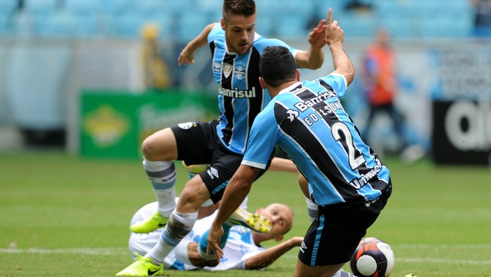 Grêmio cita número de faltas do Noia e cobra arbitragem atenta na semifinal