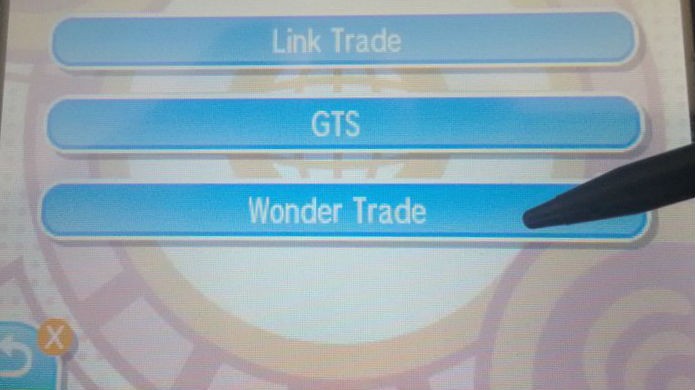 Pokémon Sun e Moon: Clique no campo Wonder Trade (Foto: Reprodução / Thomas Schulze)