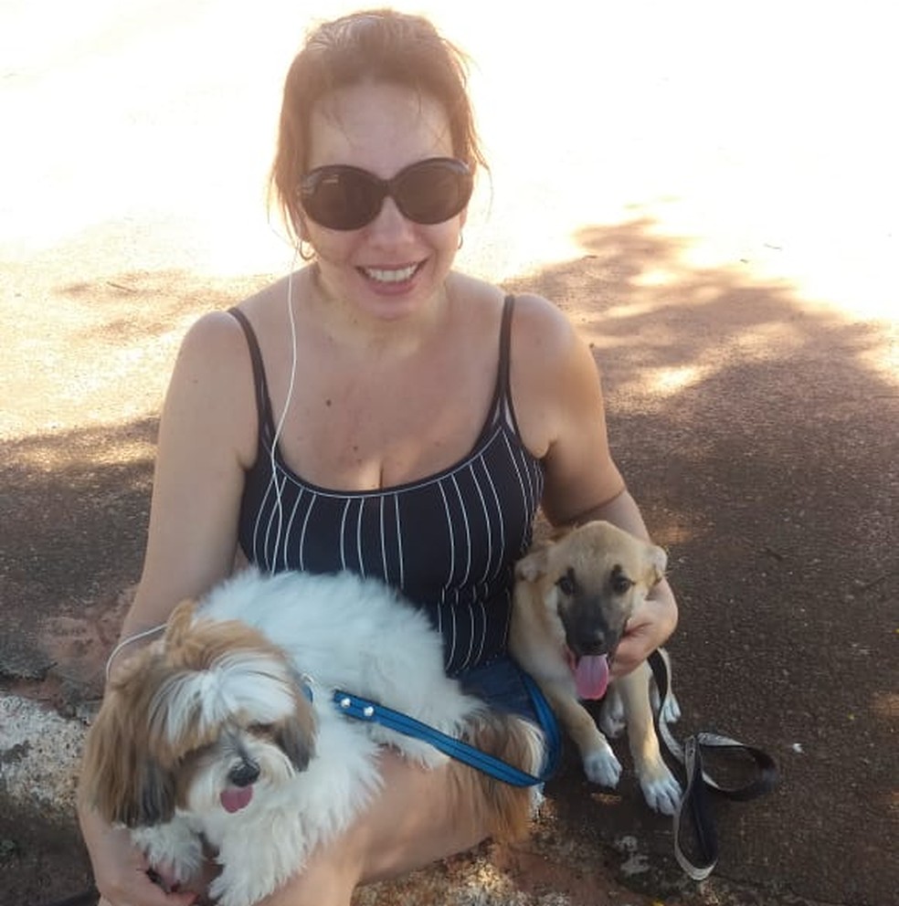 Patricia Rodrigues é dona de Luke e do 'Furacão' Chico — Foto: Arquivo pessoal