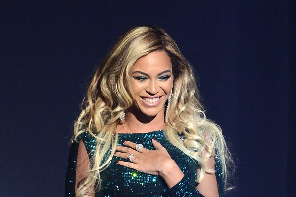 Fãs processam Beyoncé por ferimentos em show na cidade de Chicago (Foto: Getty Images)