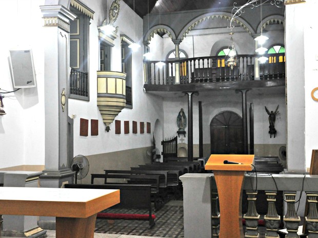 Parte interna da Igreja Senhor dos Passos, em Cuiabá (Foto: André Souza/ G1)