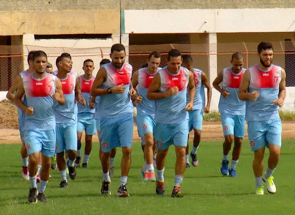Jonathan e Rafael Potiguar (centro) são vehos conhecidos do futebol de Mossoró (Foto: Reprodução/Inter TV Cabugi)