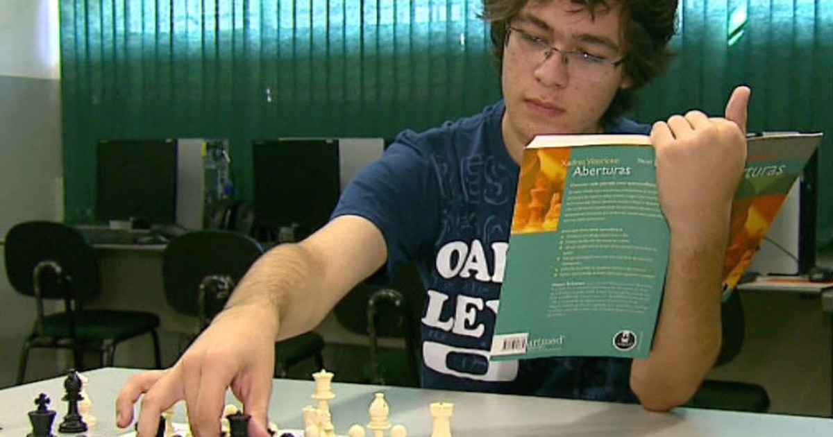 Estudos revelam: O jogo de Xadrez traz inúmeros benefícios para crianças  com TDAH