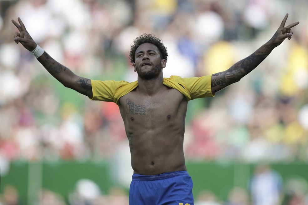 neymar romário brasil austria (Foto: André Mourão / MoWA Press)