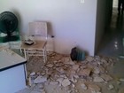 Parte de teto cai sobre recepcionista no Conselho Tutelar do Cabo, PE