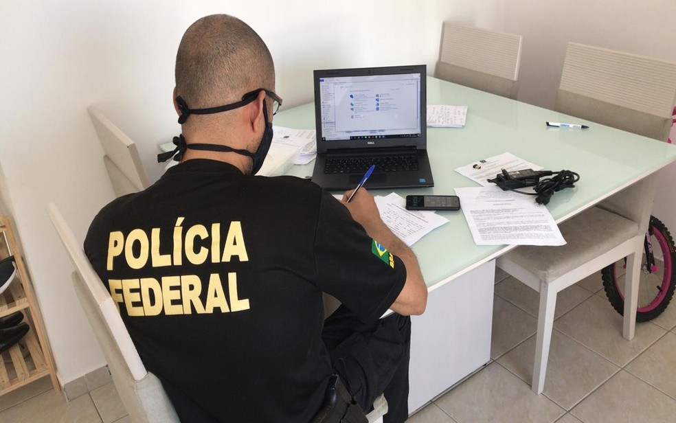 PF cumpre 13 mandados de busca e apreensão em Sergipe e na Bahia  — Foto: PF/SE
