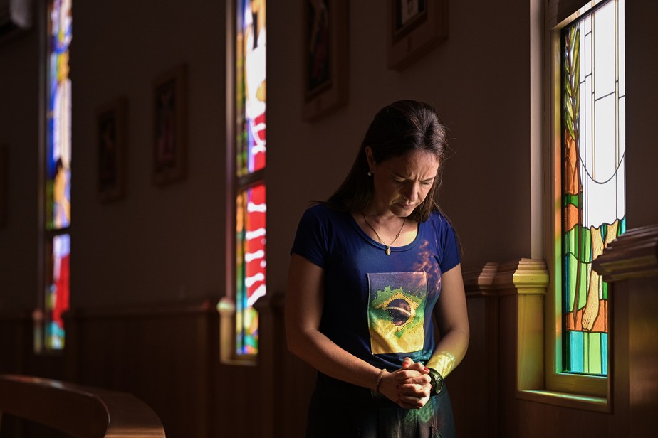 Católica praticante, a brasileira Renata Gomes demorou a achar a comunidade cristã nos arredores de Doha