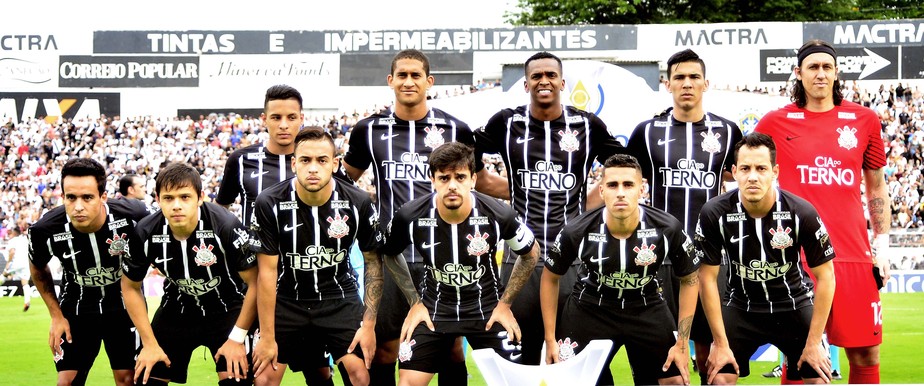 Opinião: time ideal era última desculpa para Carille não mexer no Corinthians