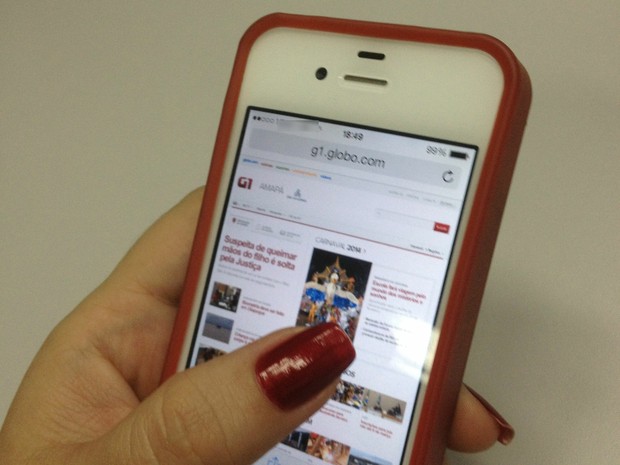 Usuários já podem acessar tecnologia 4G em celulares compatíveis com o serviço (Foto: Denise Muniz/G1)
