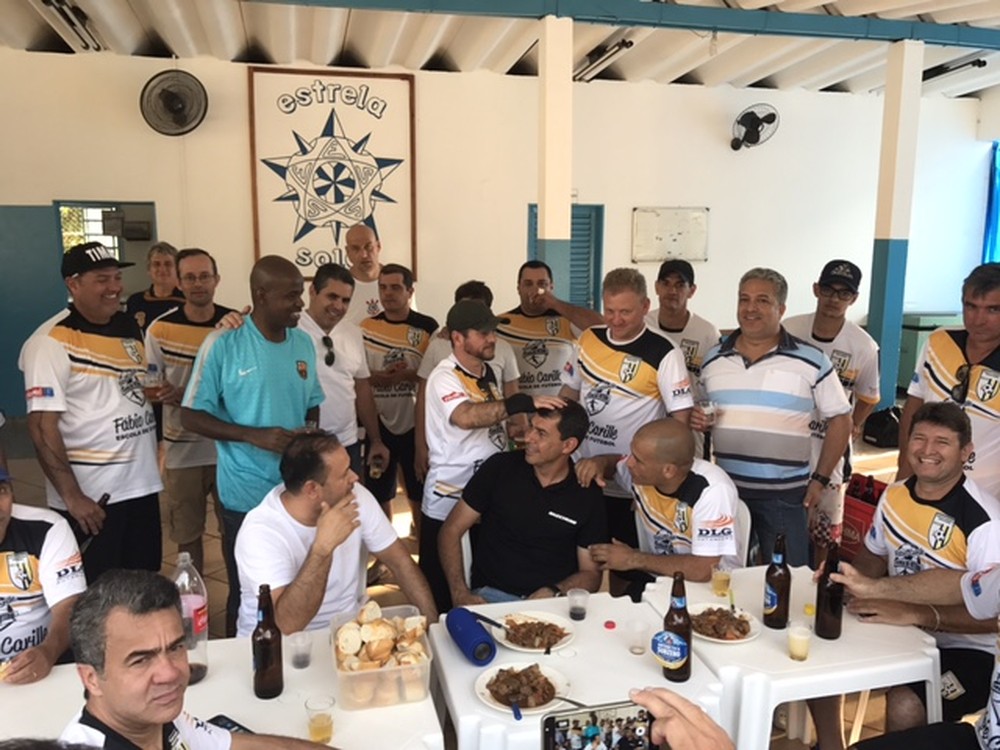 Esporte Espetacular passa um dia de folga com Carille; assista no domingo