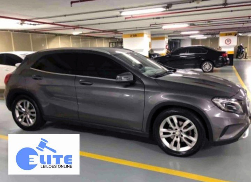 Carro de luxo é avaliado com preço três vezes maior ao pedido em leilão — Foto: Arquivo Pessoal