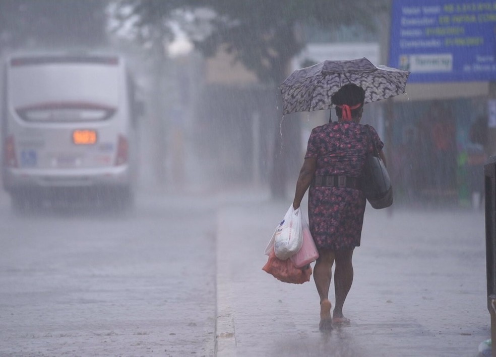 Chuva na W3 Sul, no DF (foto de arquivo) — Foto: TV Globo/Reprodução