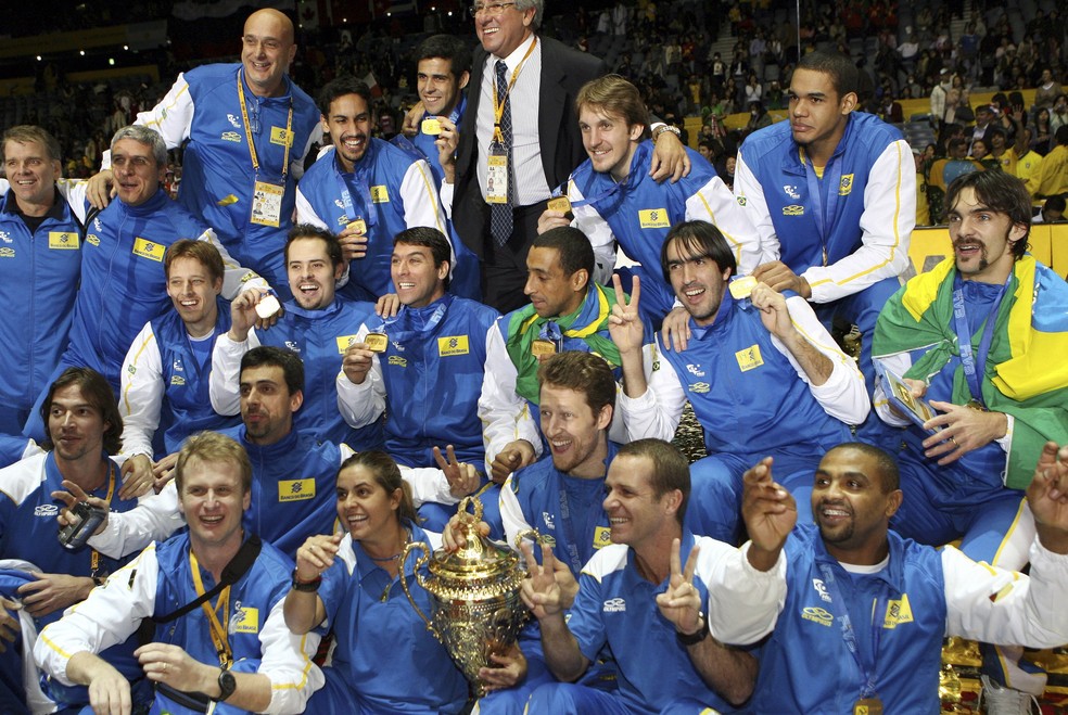 O Auge Da Era Bernardinho Sportv Reprisa Passeio Na Final Do Mundial De 2006 Volei Ge
