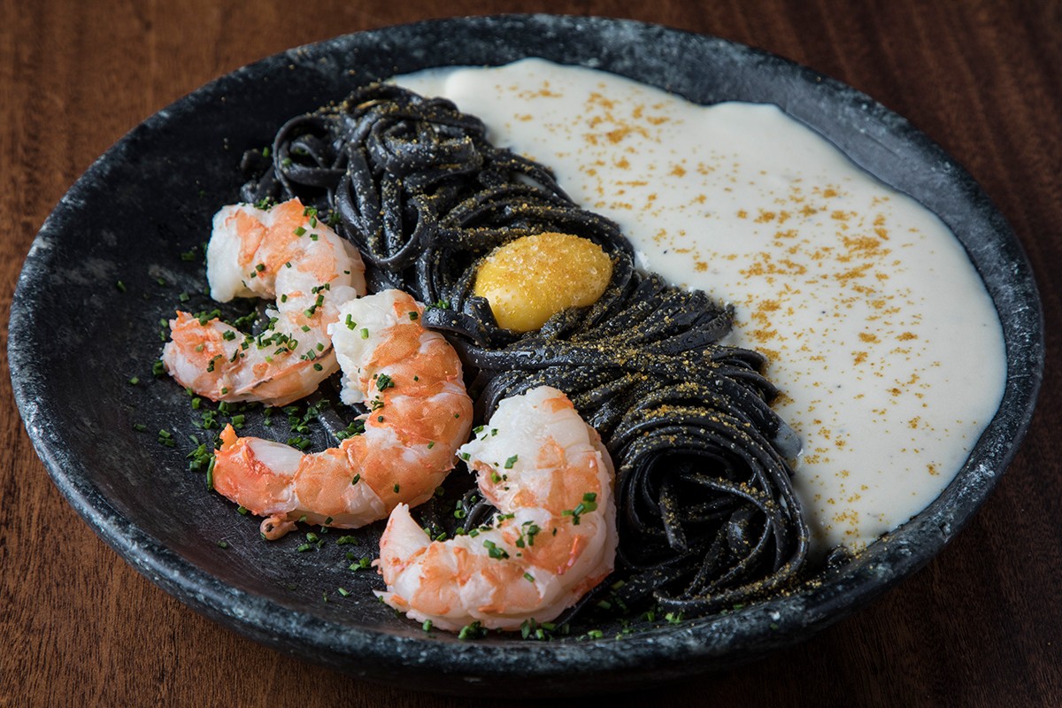 Linguine Nero Di Seppia com camarão, sugestão do chef da Papagallo Cucina para celebrar o Dia Nacional do Imigrante Italiano  (Foto: Papagallo Cucina / Divulgação)