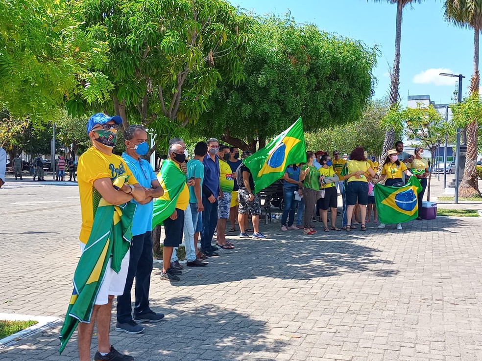 7 de Setembro: cidade de Floriano tem protestos em apoio ao governo Jair Bolsonaro — Foto: Aparecida Santana/TV Clube